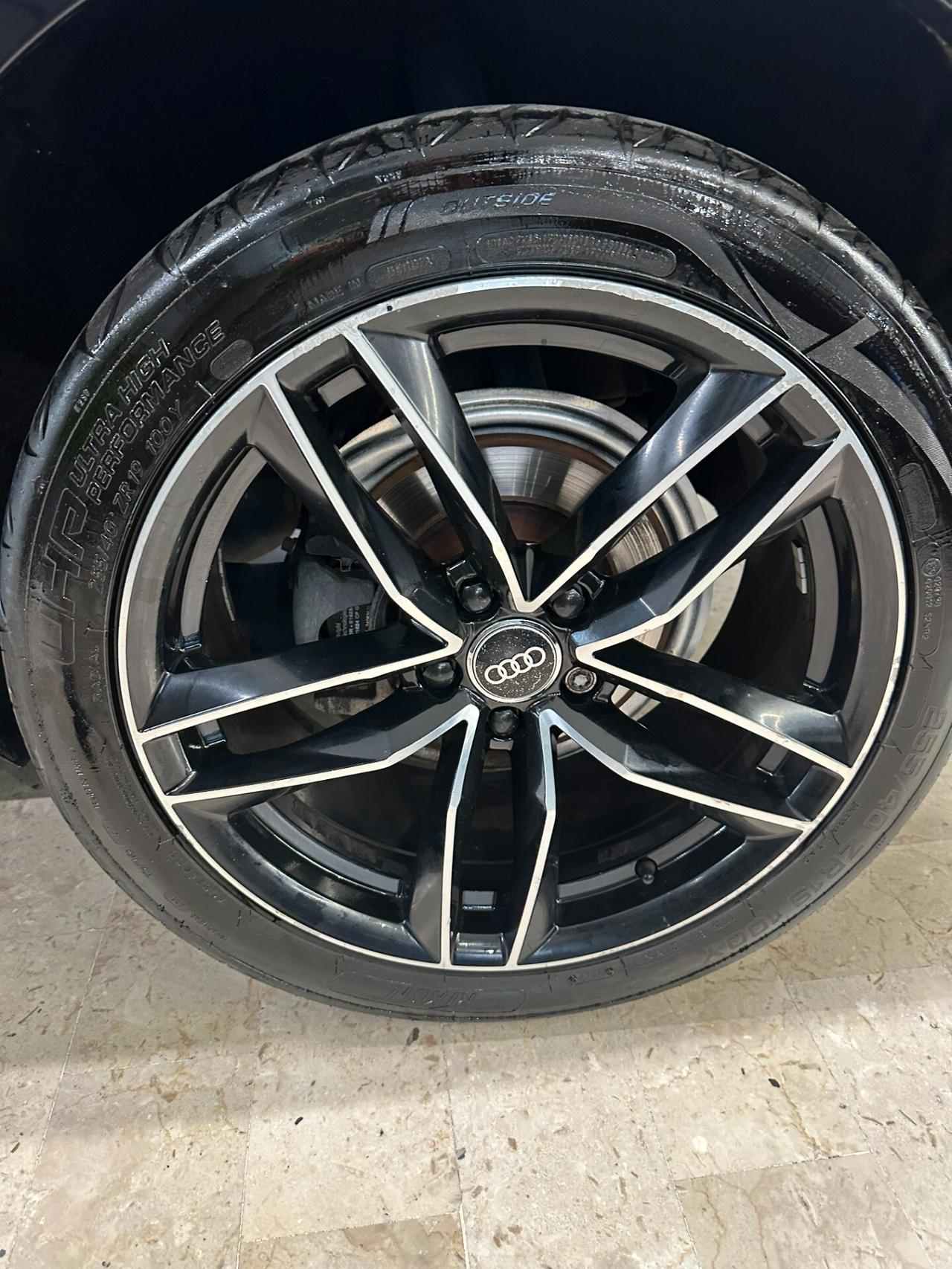 Audi Q3 2.0 TDI quattro Edition