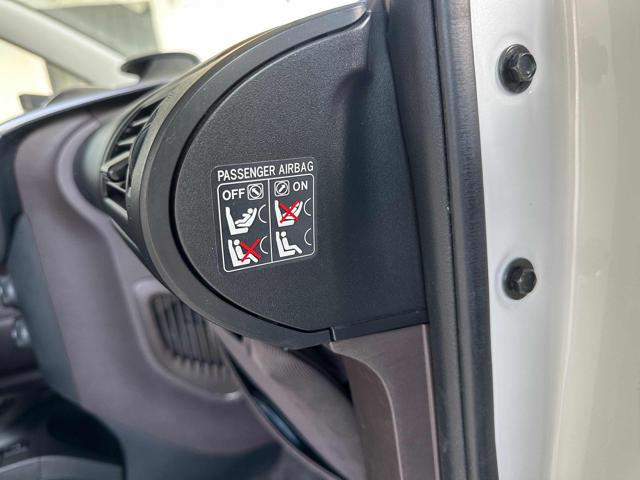 TOYOTA iQ 1.0 VVT-I OK NEOPATENTATI AUTOMATICA 4 POSTI