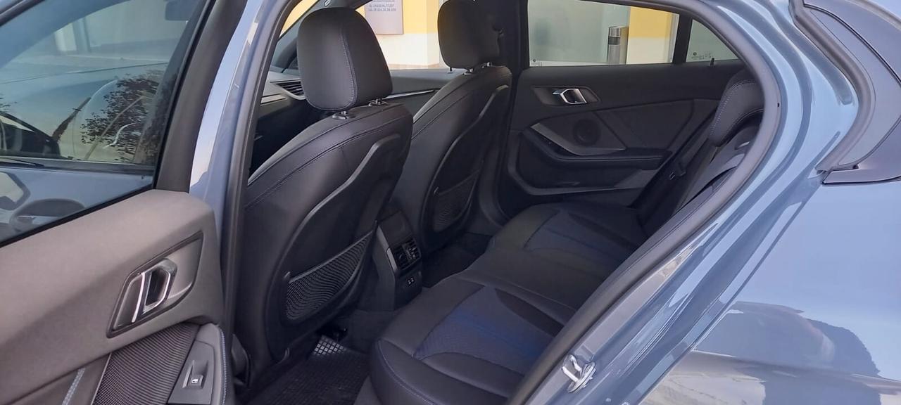 Bmw Serie 1 Mod. 118 M Sport CC. 2.000 Turbodiesel CV. 150 Euro 6D Trazione Anteriore 5 Porte 5 Posti CON IVA ESPSTA SOLO 36.250 KM....!!!