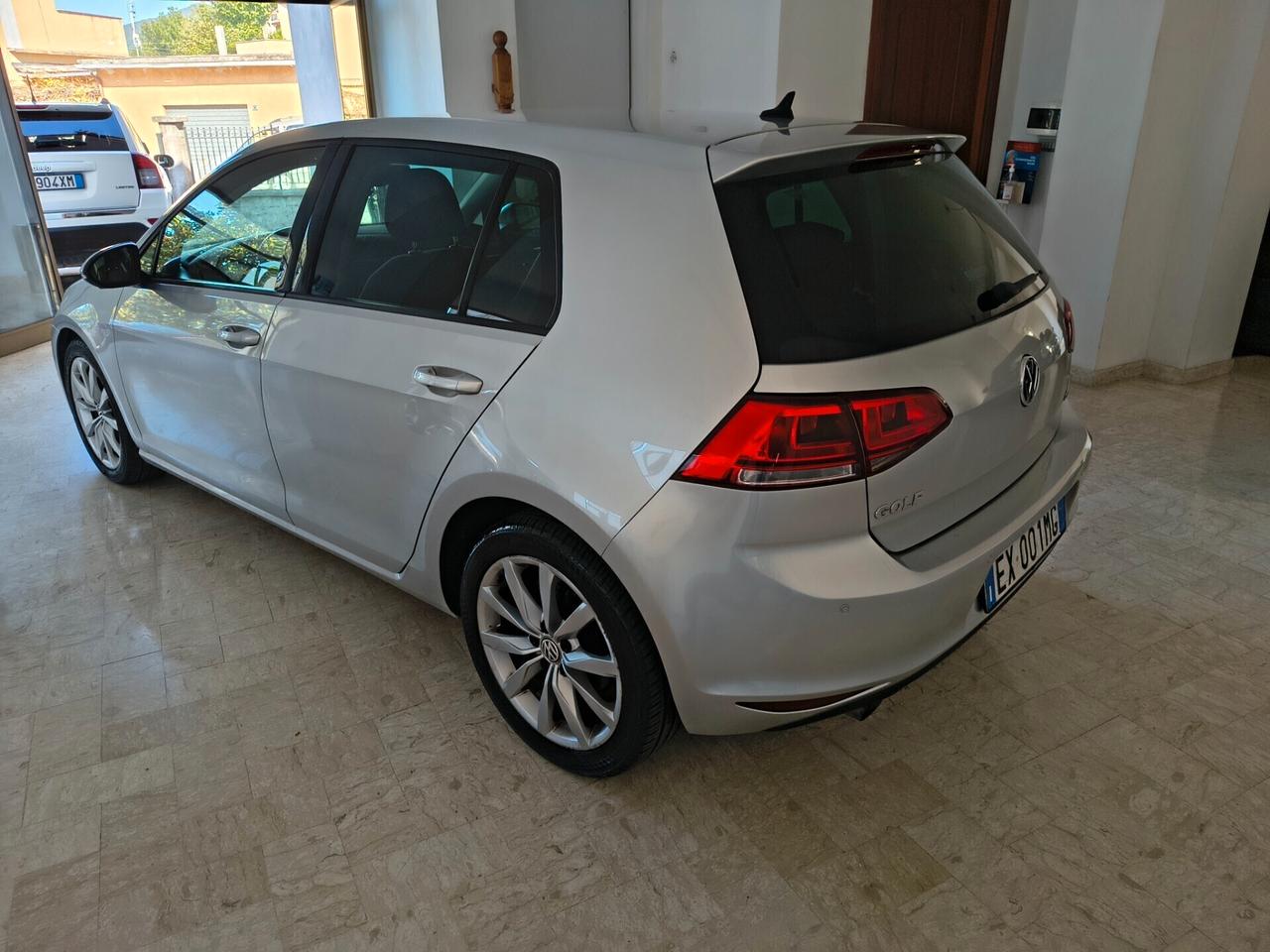 VOLKSWAGEN GOLF 1.6 TDI DSG 5P HIGHLINE