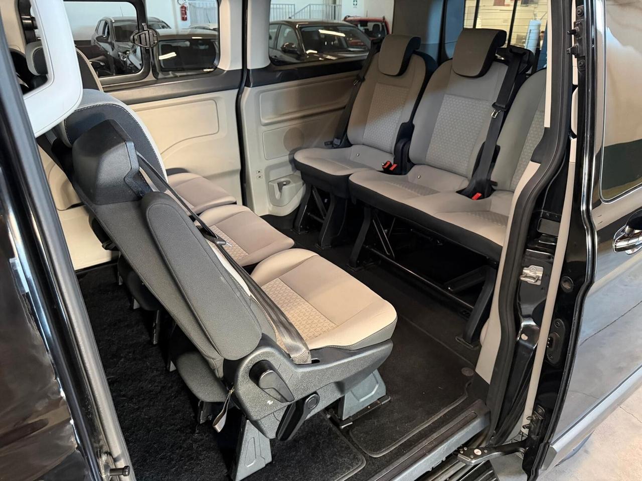 Ford Tourneo Custom 320 2.0 TDCi 130CV PC Trend
