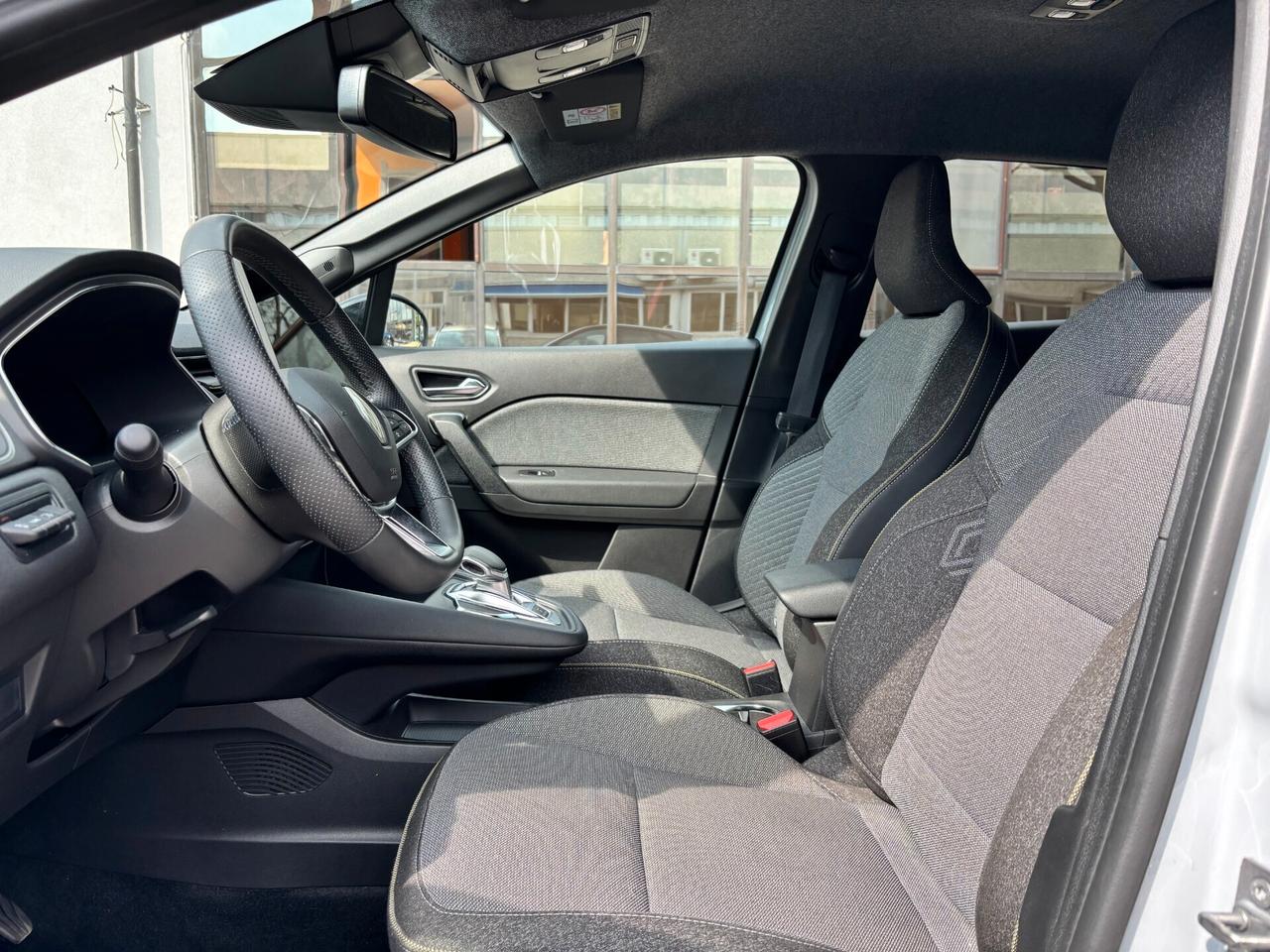Renault CAPTUR TECHNO FULL HYBRID E-TECH 145CV