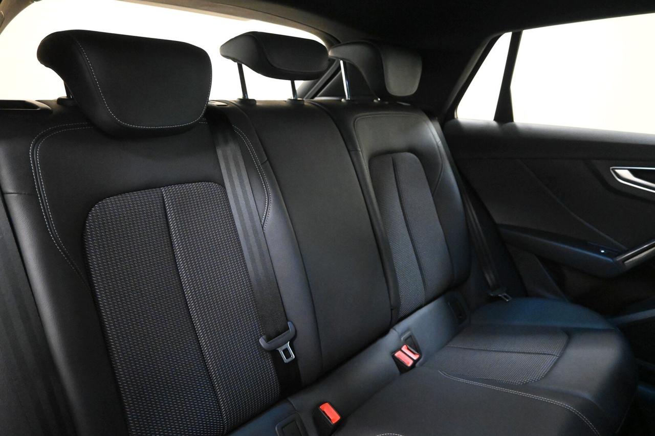 AUDI Q2 Q2 35 TDI quattro S tronic S line Edition