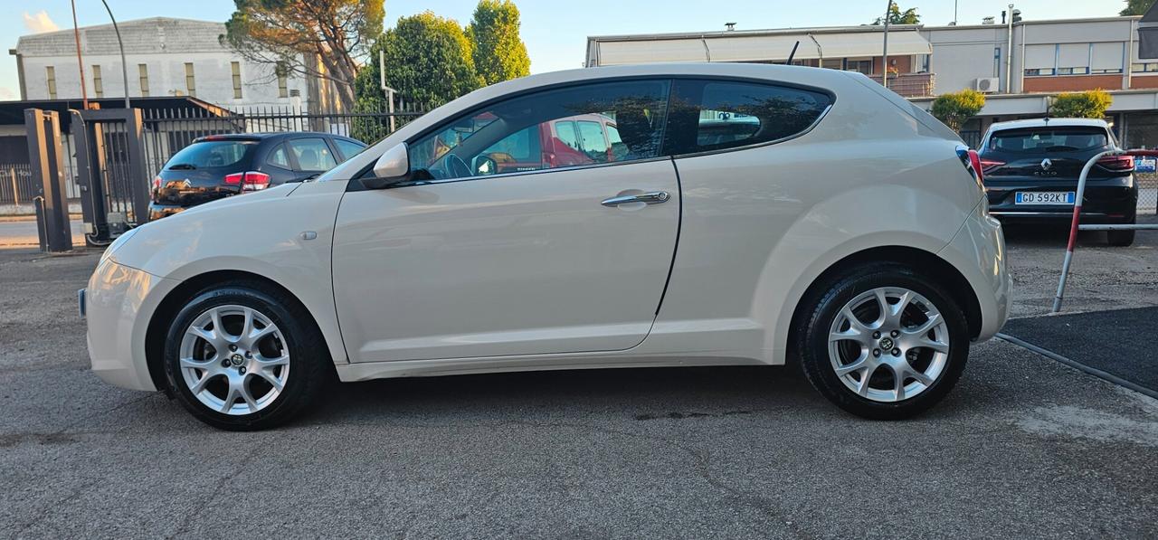 Alfa Romeo MiTo 1.4 T 120 CV GPL Distinctive