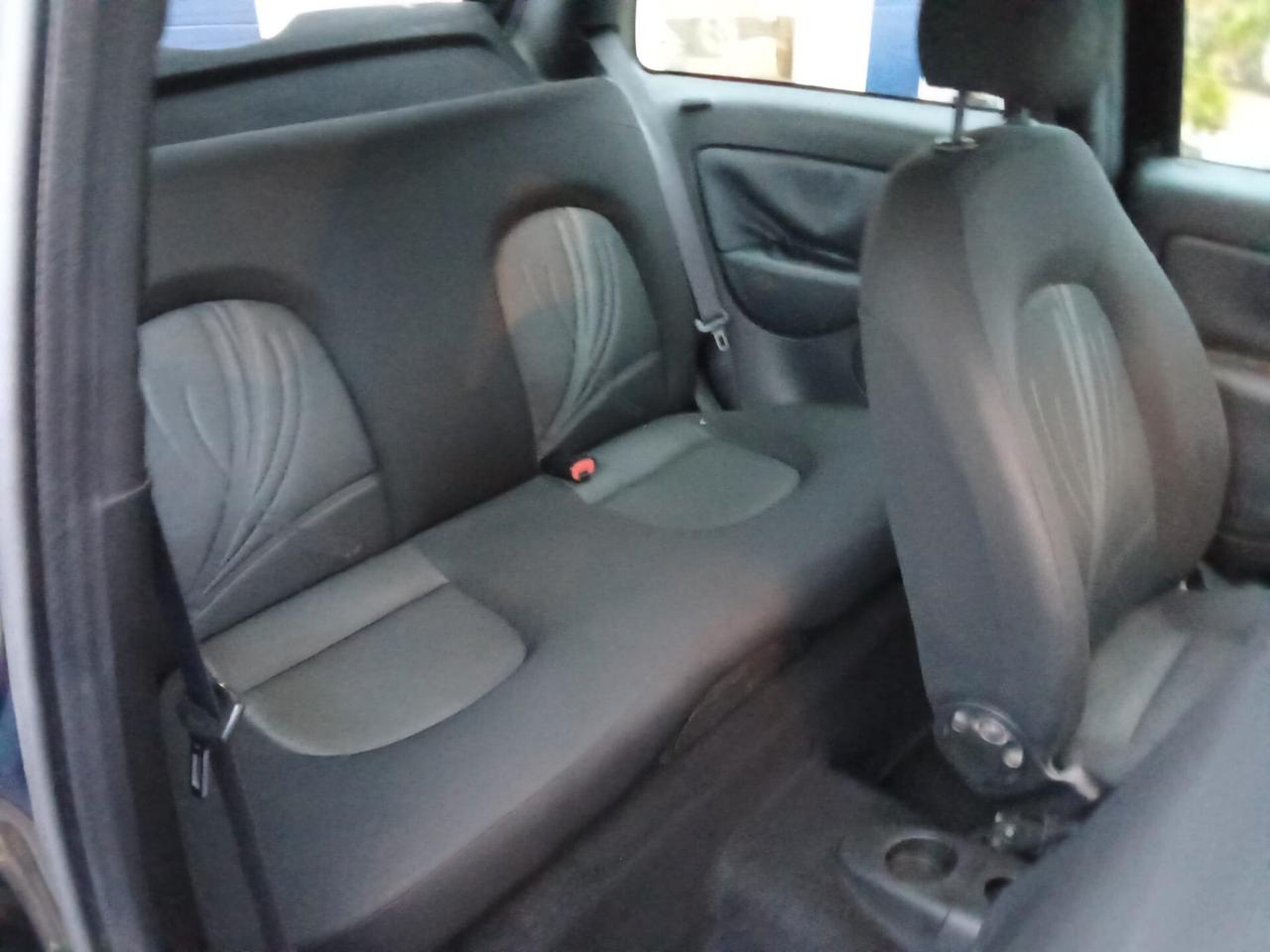 Lancia Ypsilon 1.2 69 CV Unyca