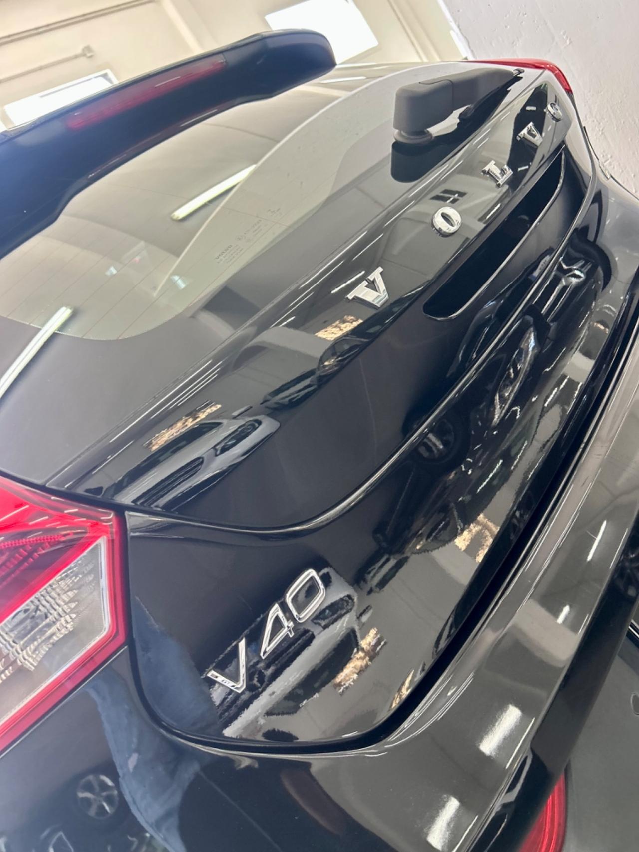 Volvo V40 Cross Country D2 FINANZIABILE