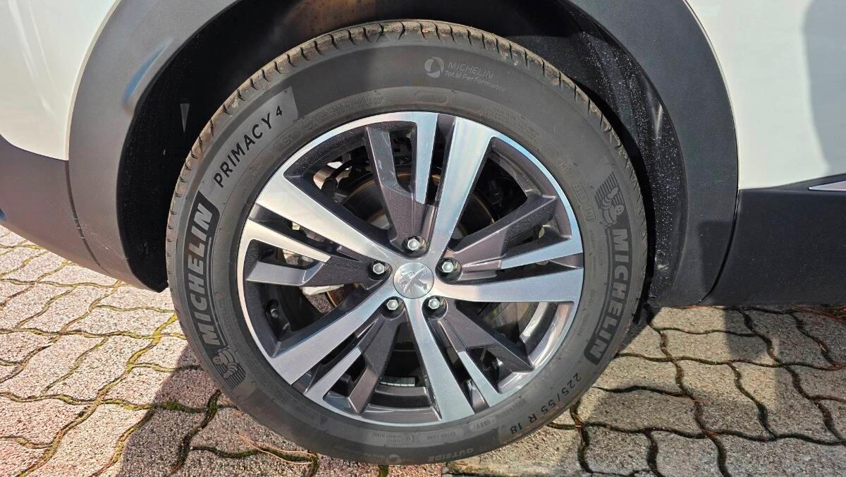 Peugeot 3008 II 1.6 hybrid phev Allure Pack 225cv e-eat8