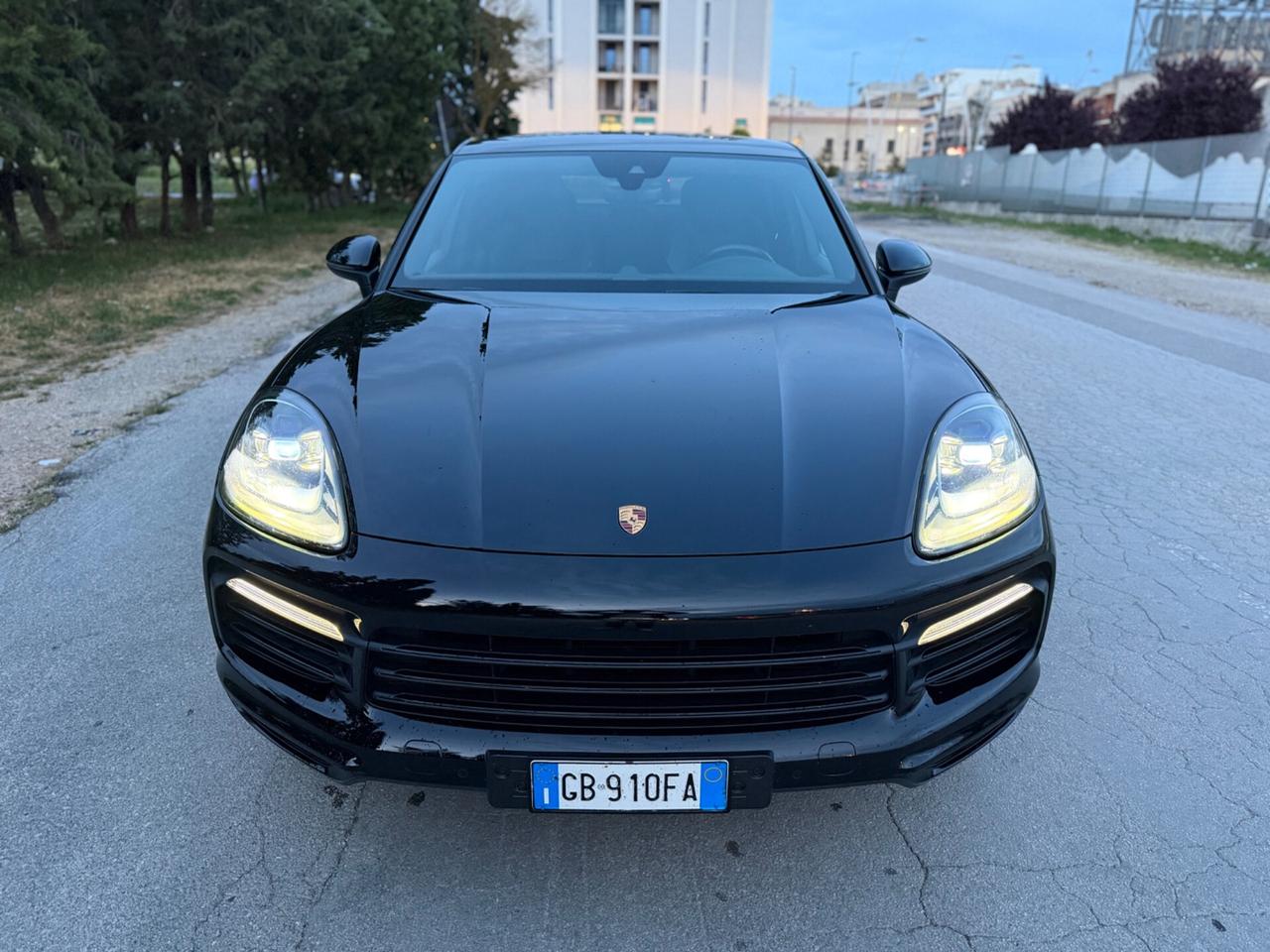 Porsche Cayenne Coupé 3.0 V6 E-Hybrid FULL OPTIONAL