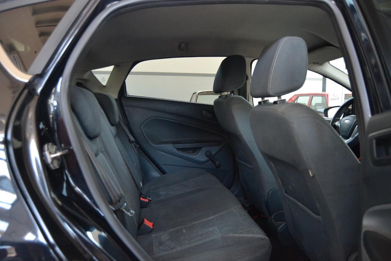 Ford Fiesta 1.2 i 82 CV 5 porte Titanium ANTIFURTO