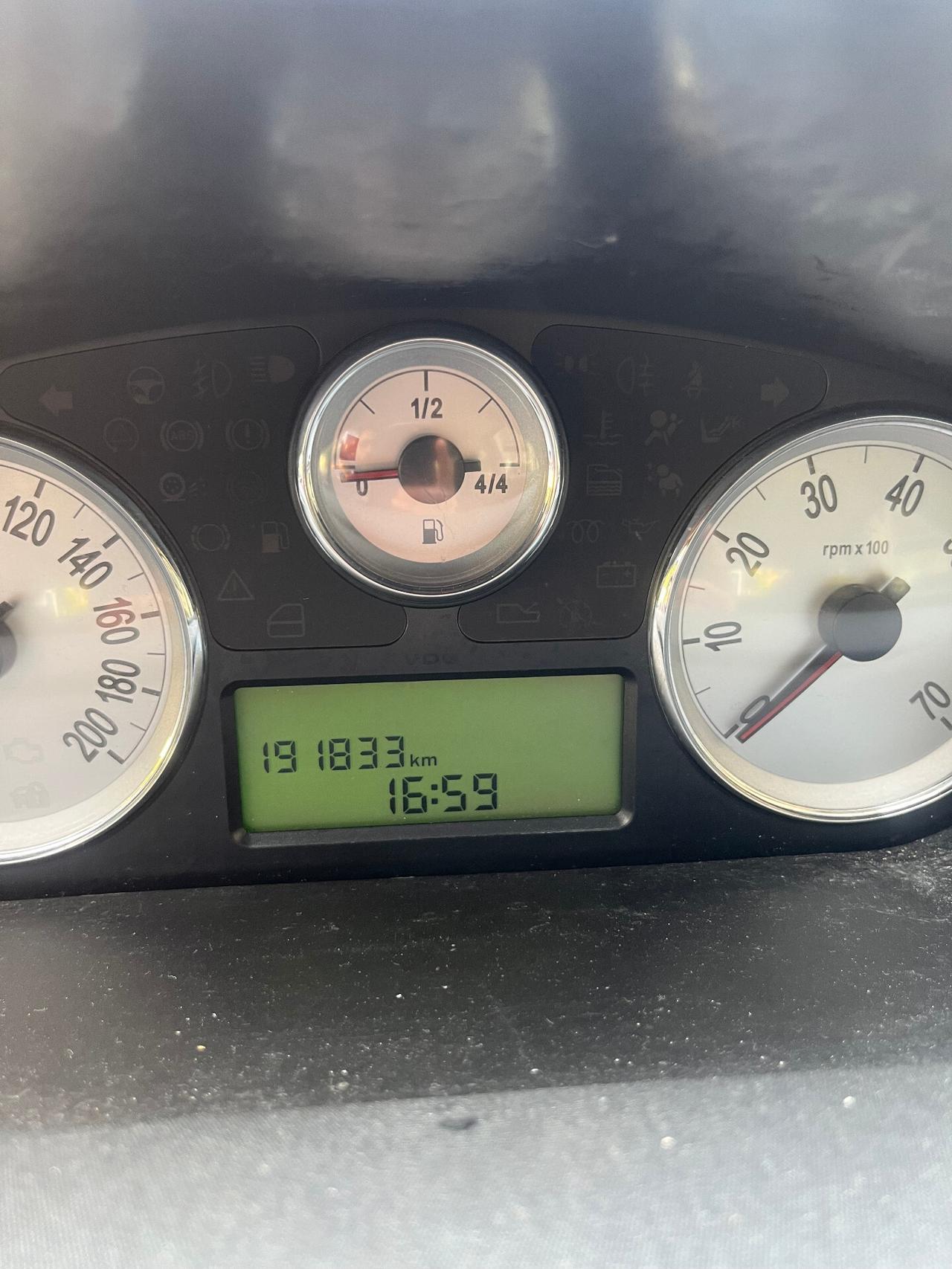 LANCIA YPSILON 1.2 BENZINA 3 PORTE ANCHE PER NEOPATENTATI