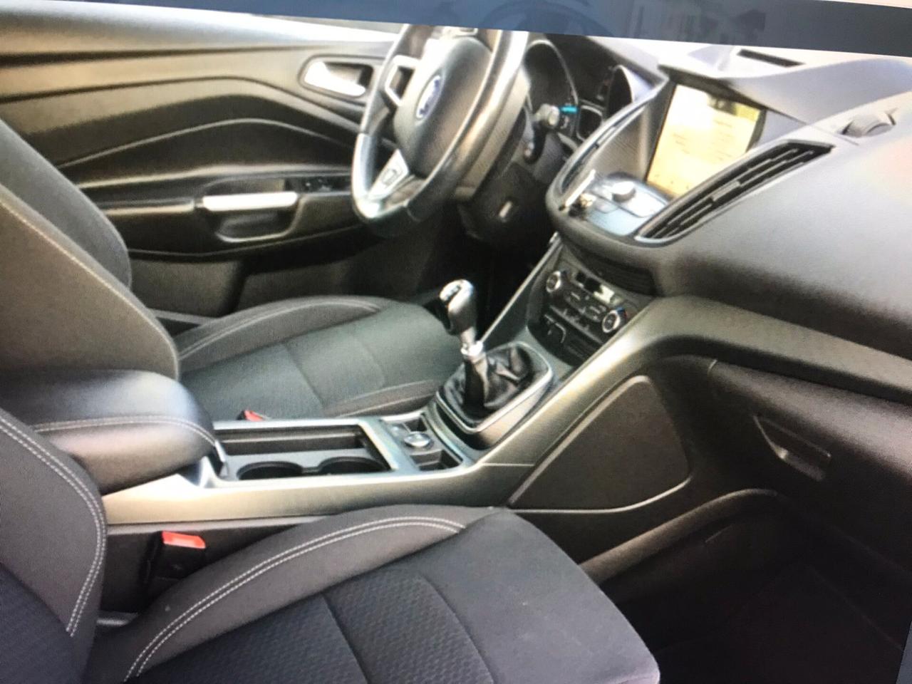 Ford Kuga 1.5 TDCI 120 CV S&S 2WD Business
