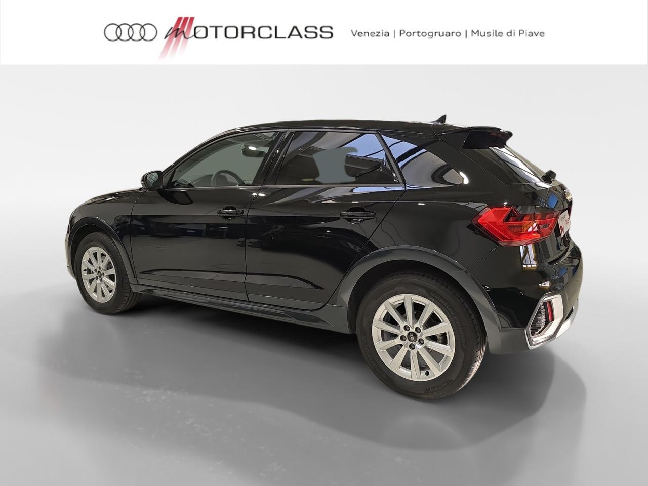 Audi A1 allstreet 30 1.0 tfsi 116cv identity contrast