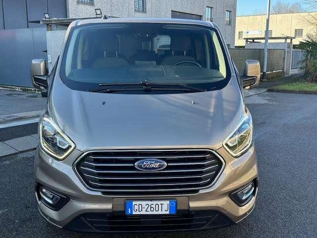 Ford Tourneo Custom 320 L2 H1 Titanium 2.0TDCi 185 Cv Auto 8 POSTI IVA