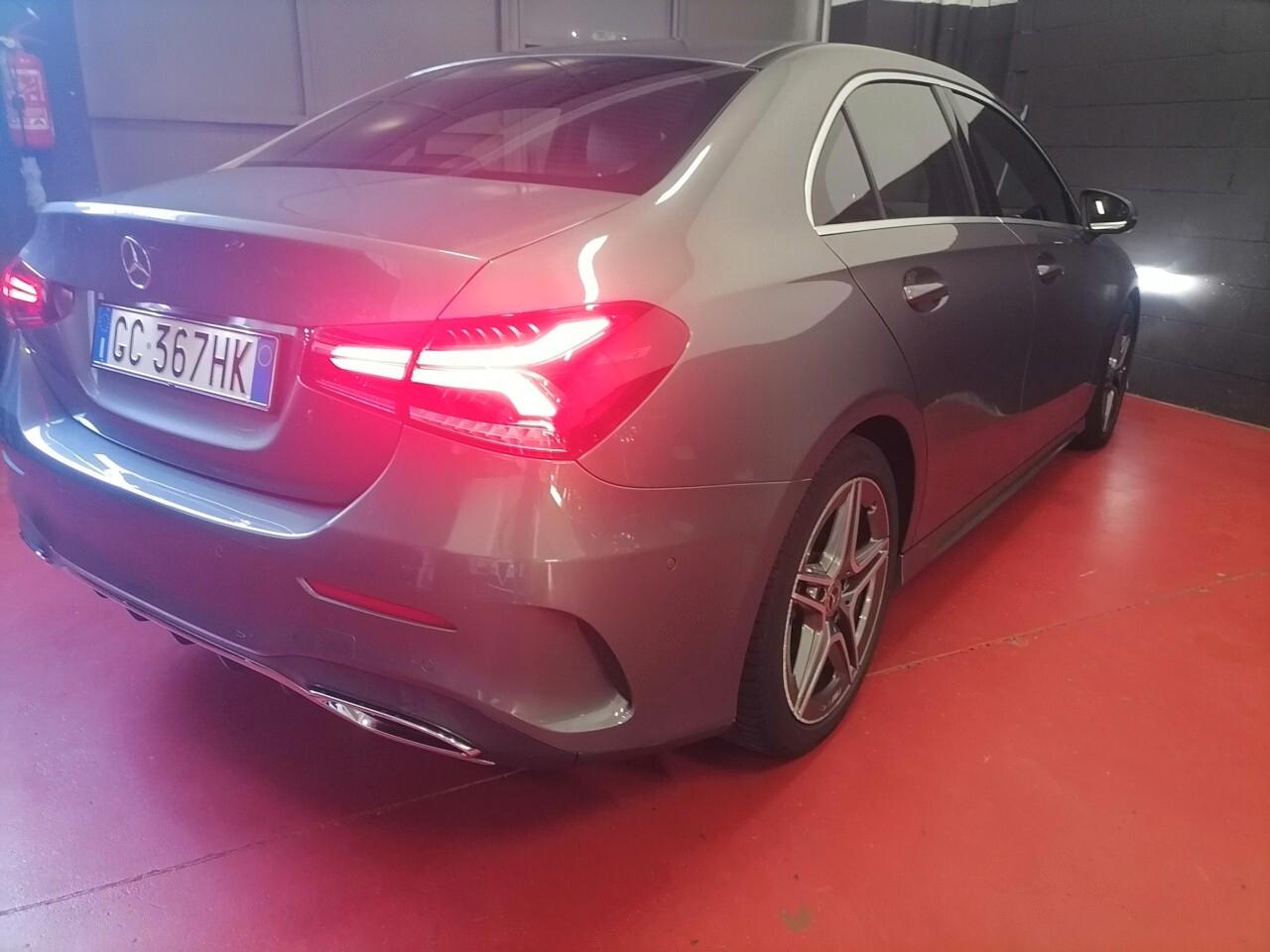 Mercedes-benz A 180 d Automatic Premium Allestimento AMG