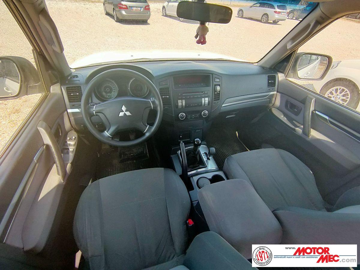 MITSUBISHI Pajero 3.2 5p. Invite 7 posti