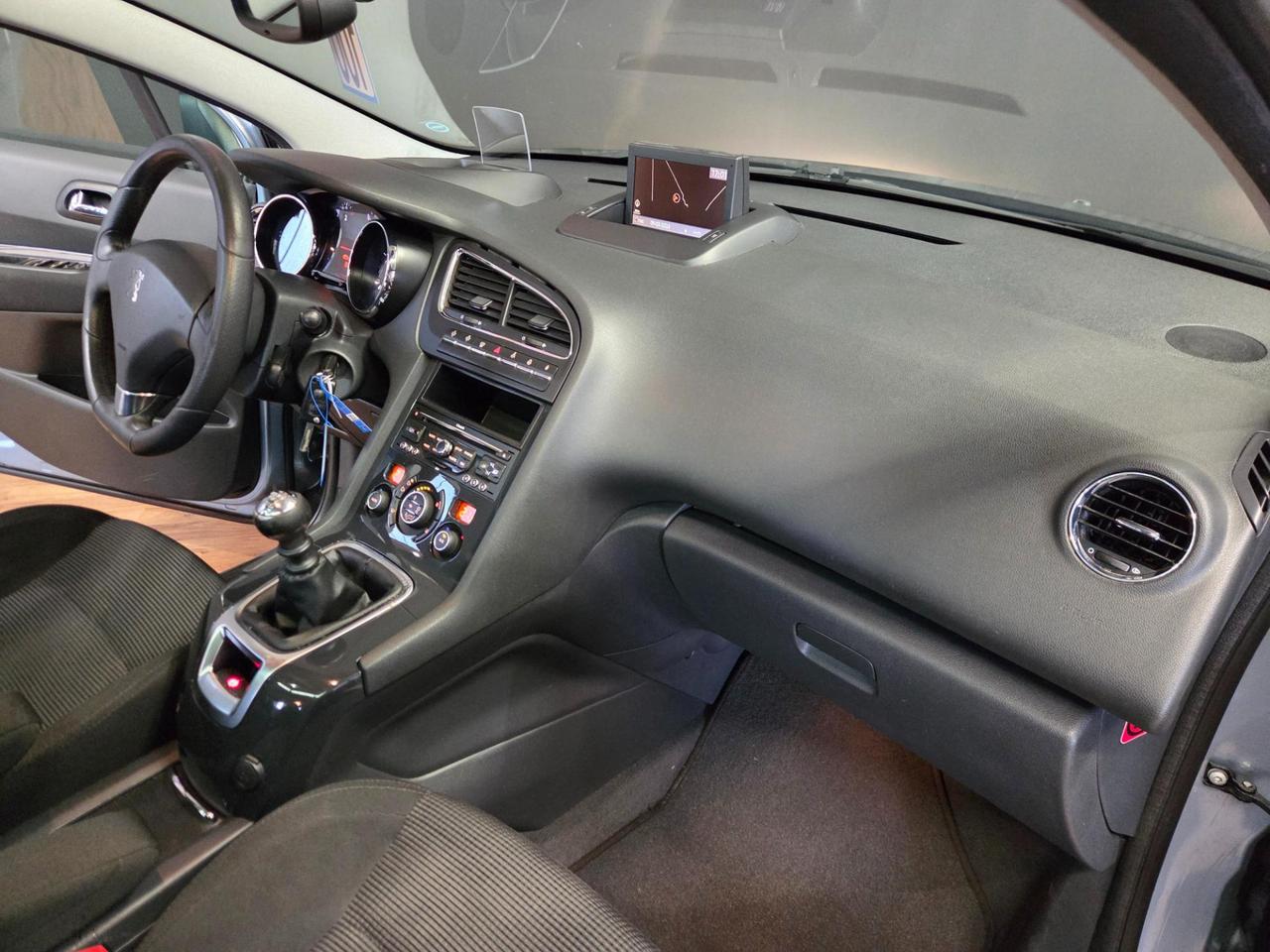 Peugeot 5008 5008 1.6 hdi 16v Business fap