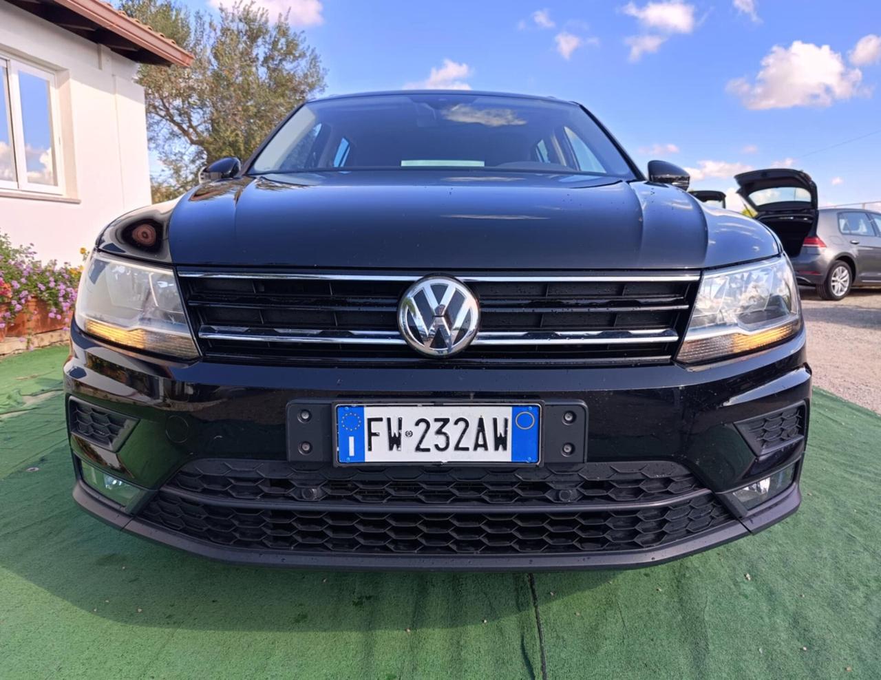 Volkswagen Tiguan 2.0 TDI SCR DSG Business BlueMotion Technology