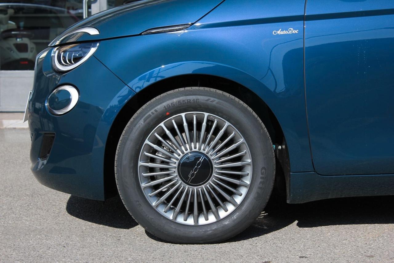 Fiat 500 Berlina Hybrid Torino