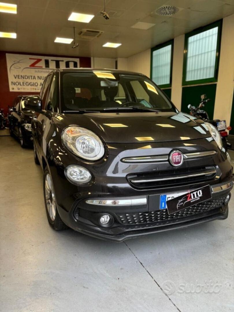 FIAT 500L Living 1.6 Multijet 120 CV Lounge