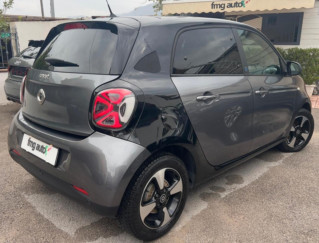 Smart ForFour EQ Prime Tetto Navi Retrocamera