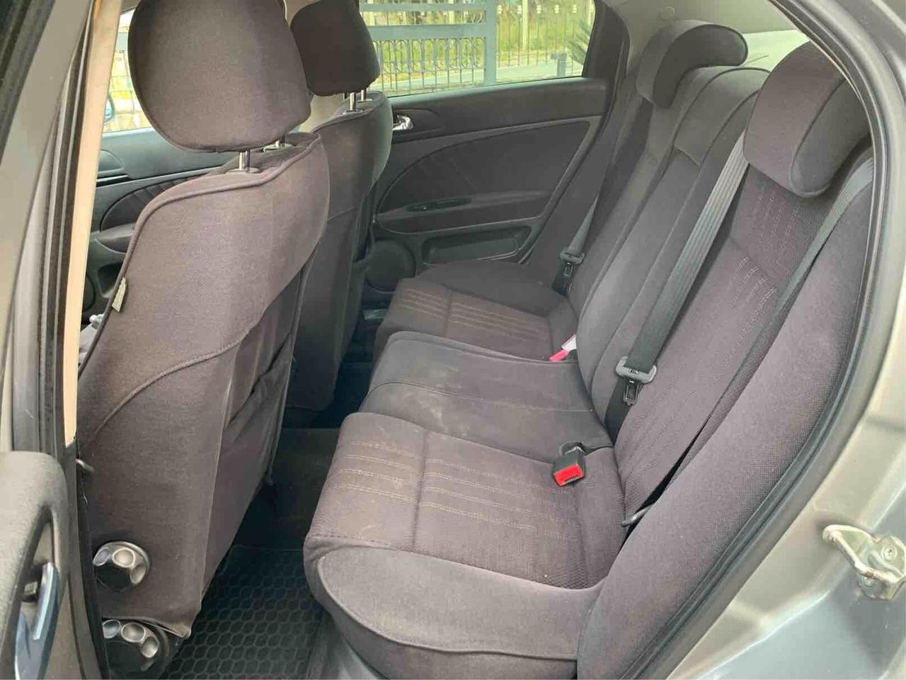 Alfa Romeo 159 1.9 JTDm Distinctive