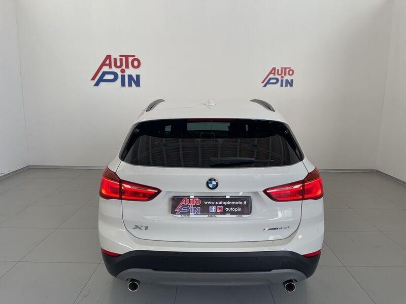 BMW X1 sDrive18d Business *Pelle*Navi*Led*