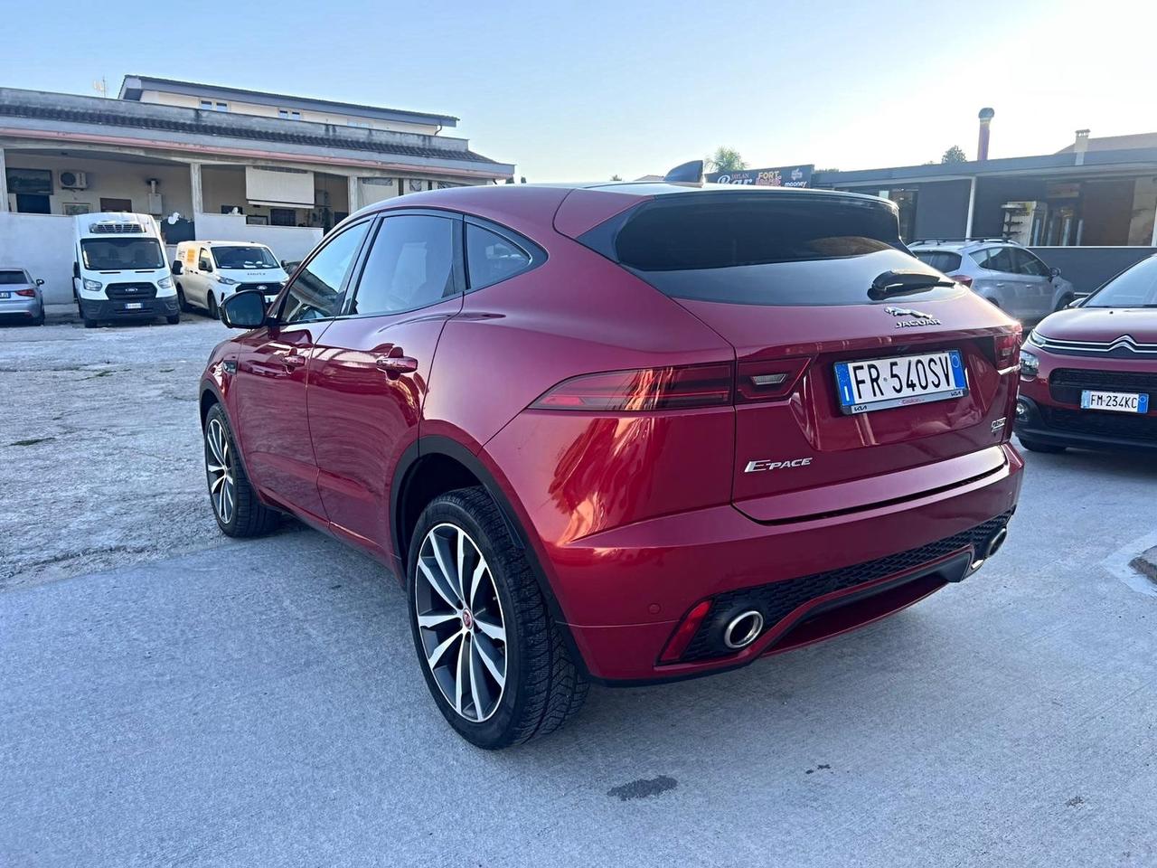 Jaguar E-Pace 2.0D 150 CV AWD aut. R-Dynamic HSE