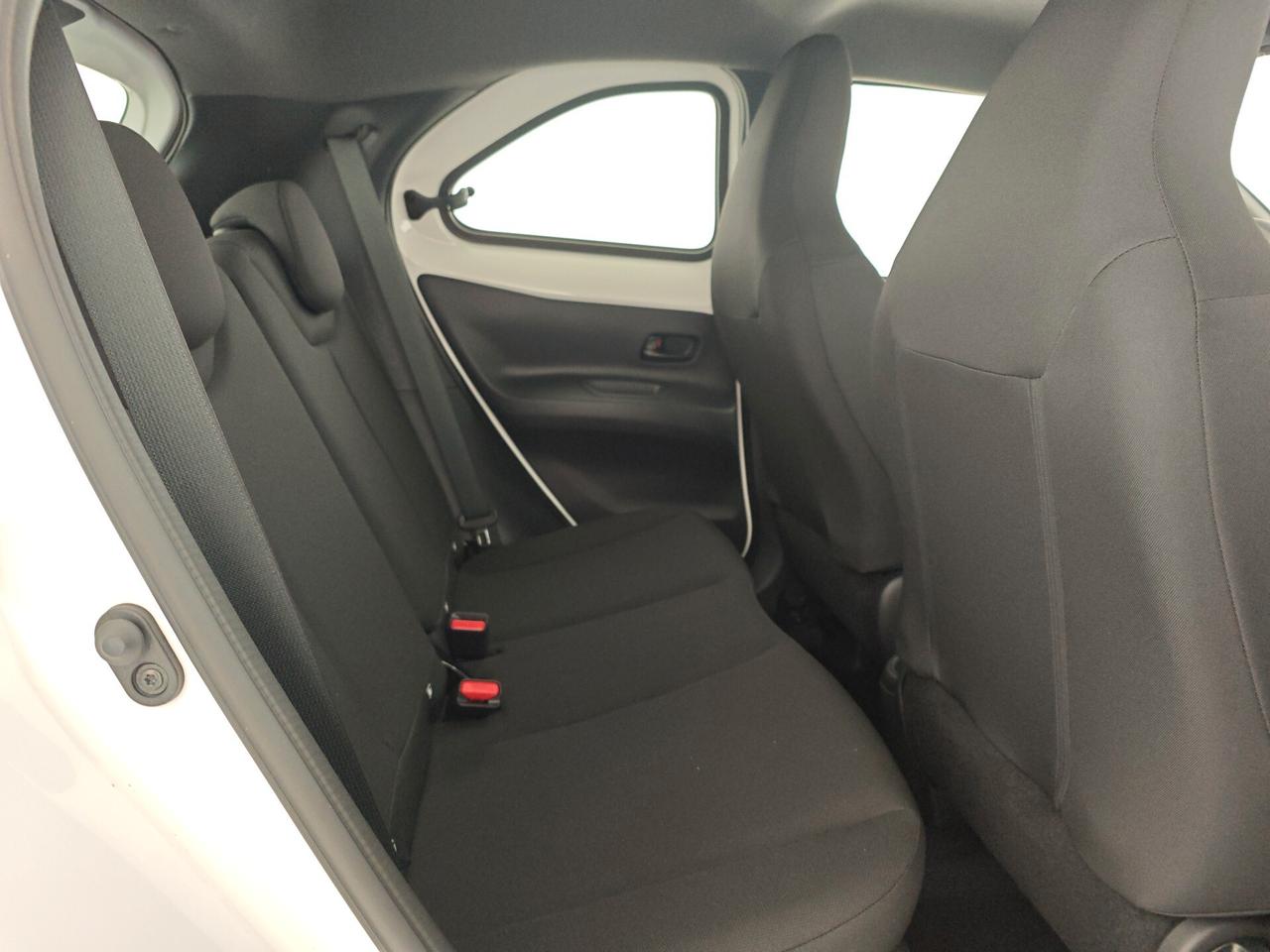 Toyota Aygo X 1.0 VVT-i 72 CV 5 porte Active S-CVT