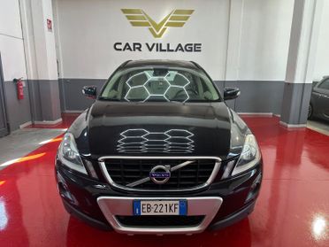 Volvo XC 60 XC60 D5 AWD Geartronic Momentum