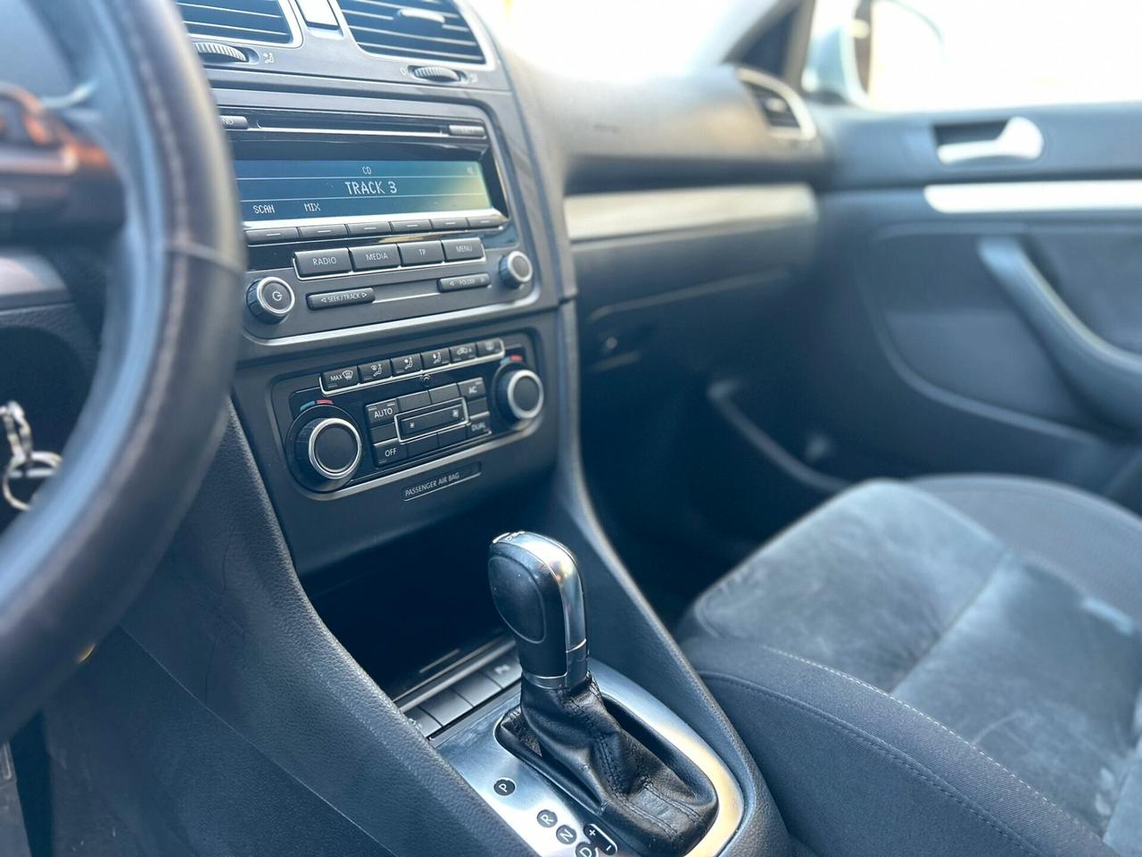 Volkswagen Golf Anno 2012 1.6 Diesel TAGLIANDATA