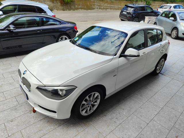 BMW 118 d 5p. Unique