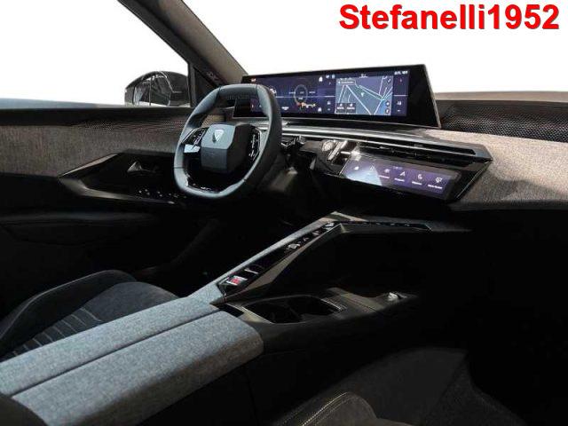PEUGEOT 5008 1.2 hybrid GT 136cv e-dcs6