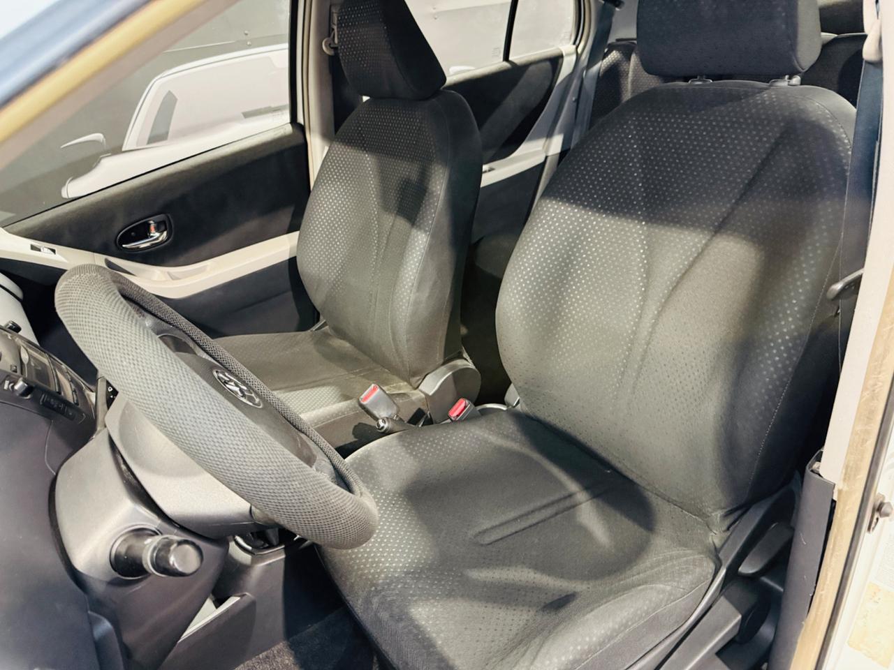 Toyota Yaris 1.0 5 porte Sol*NEOPATENTATI*