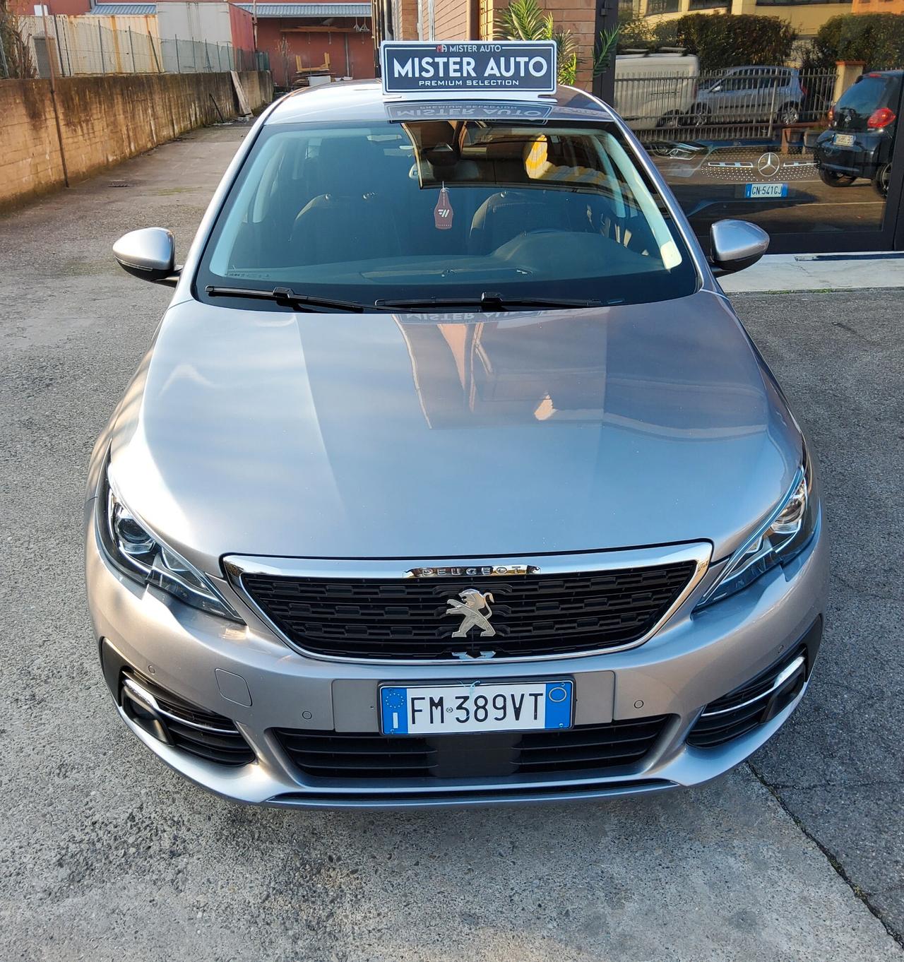 Peugeot 308 BlueHDi 120 S&S EAT6 SW Allure