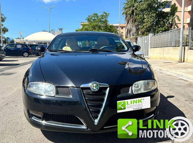 ALFA ROMEO GT 1.9 JTDM 16V Distinctive