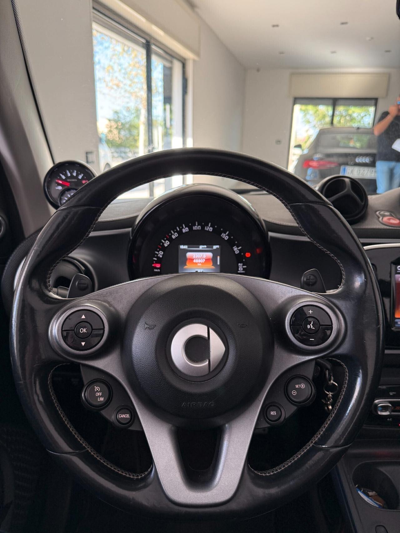Smart ForTwo BRABUS 0.9 Turbo twinamic cabrio Xclusive