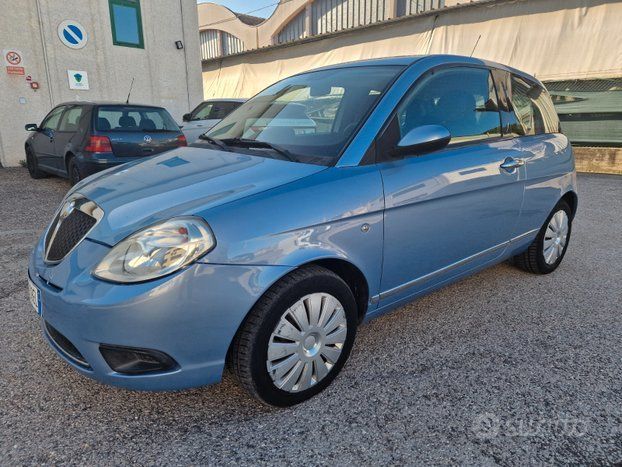 LANCIA Ypsilon 1.3jtd NEOPATENTATI