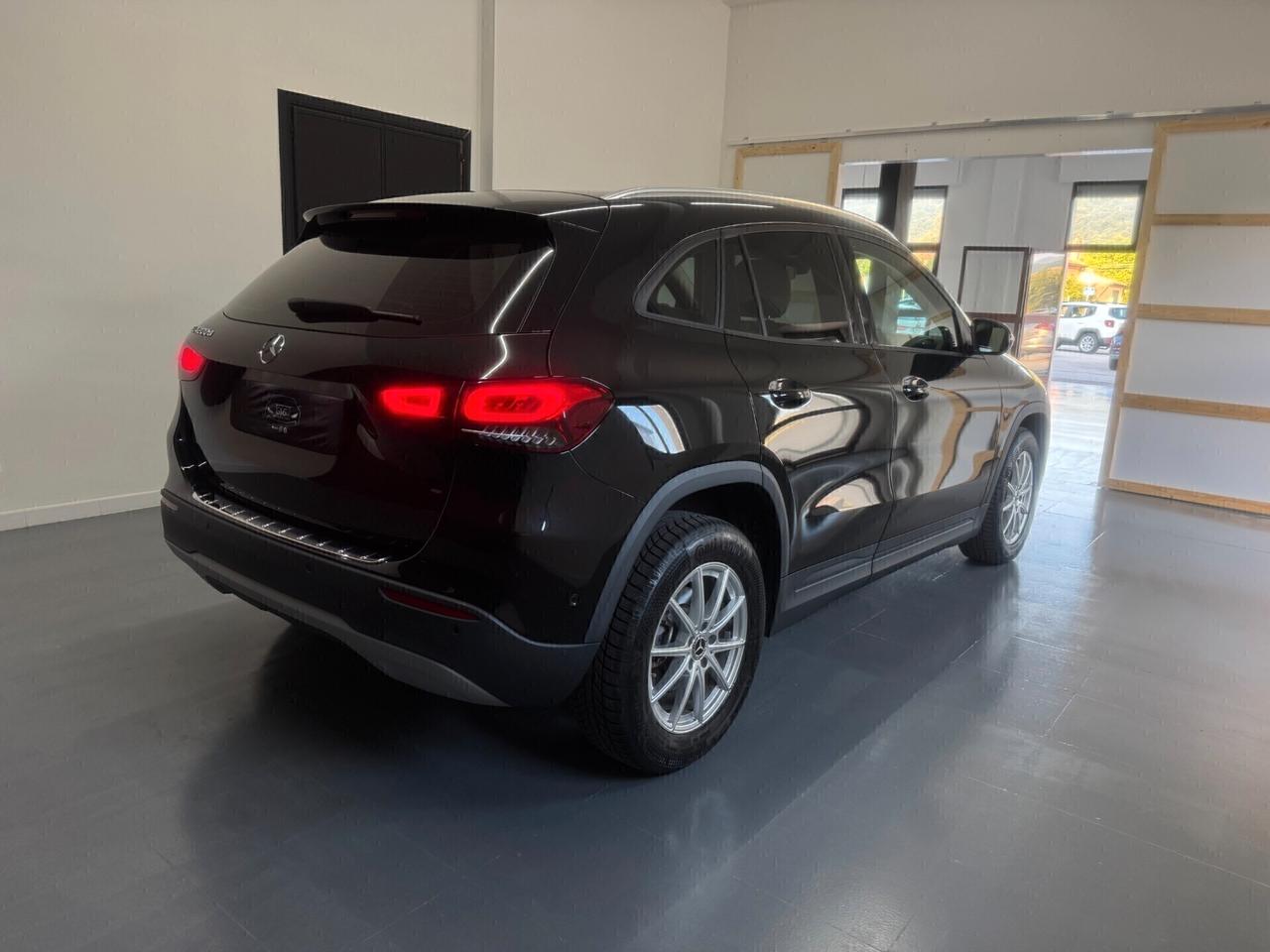 Mercedes-benz GLA 200 d Aut. Business Extra - 2021