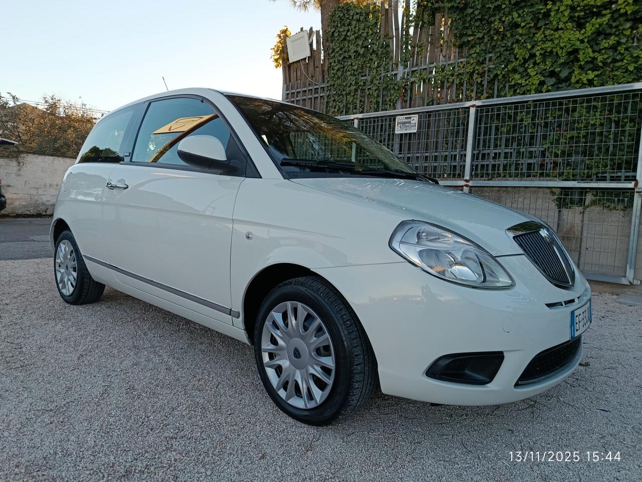 Lancia Ypsilon 1.3 MJT 75 CV Unyca PREZZO FISSO