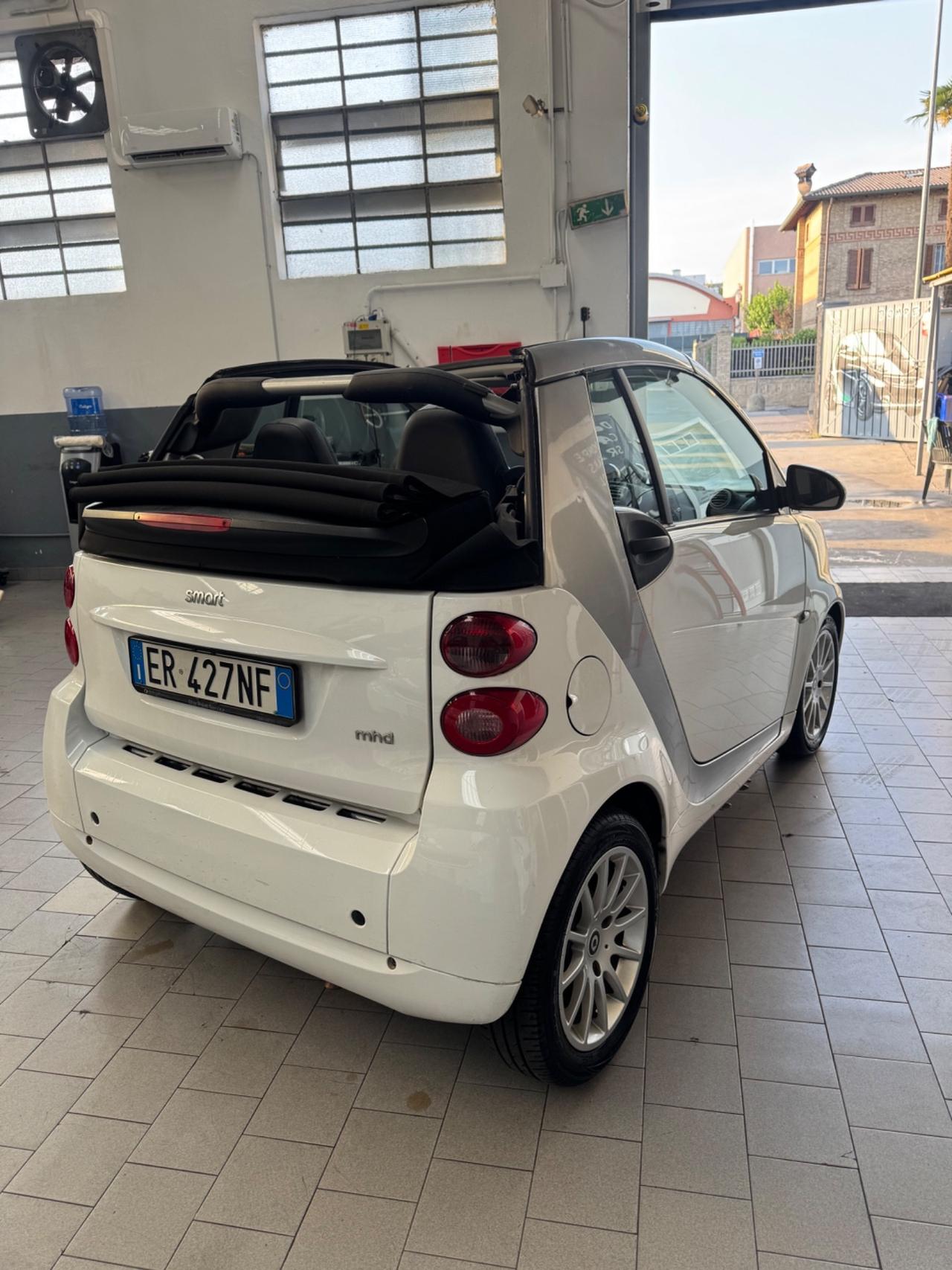 Smart ForTwo 451 benzina 52kw 71cv cabrio cappotta rossa