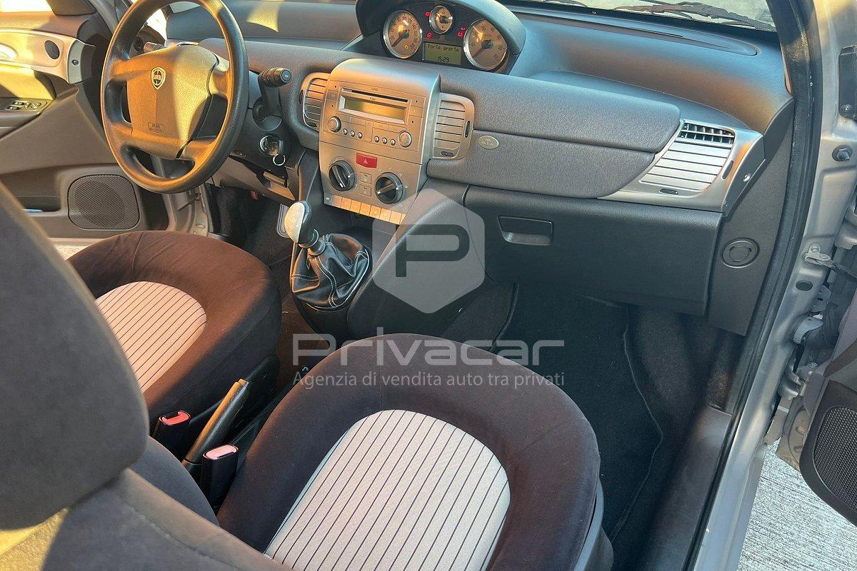 LANCIA Ypsilon 1.2 Oro Plus