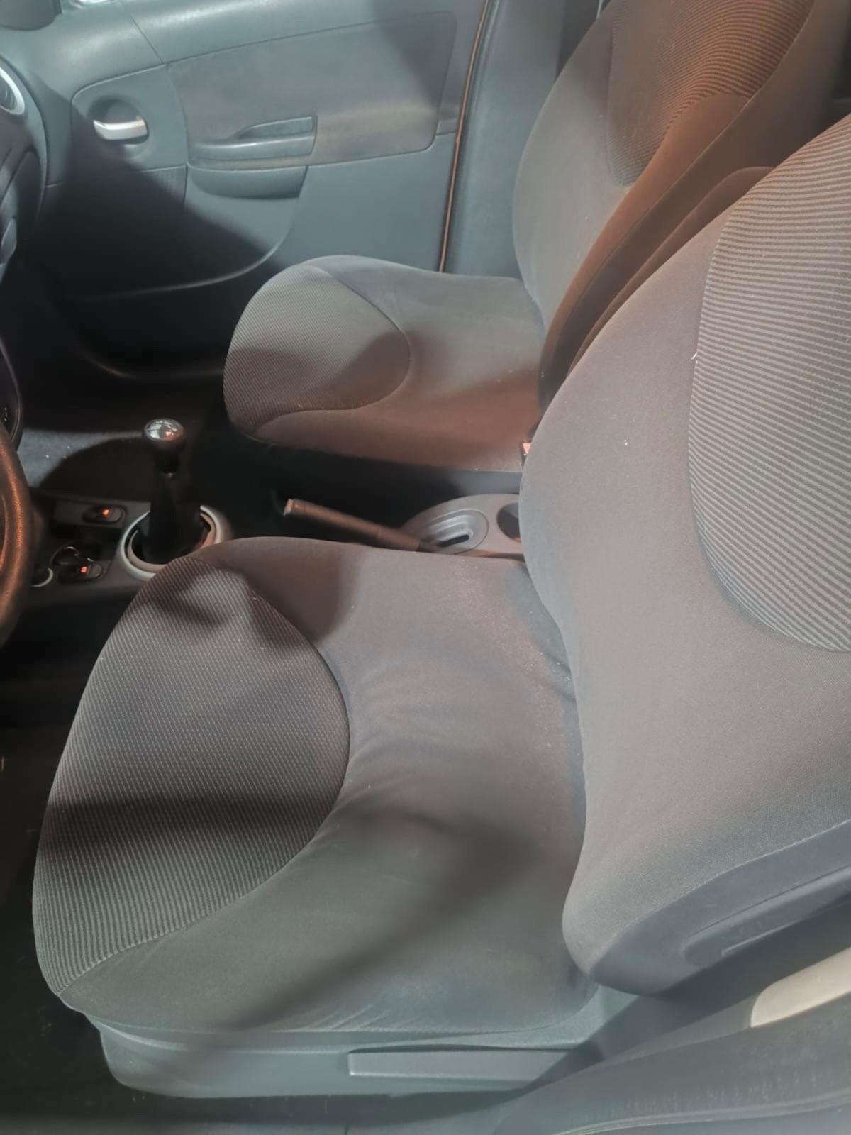 Citroen C3 1.1 airdream Gold by Pinko