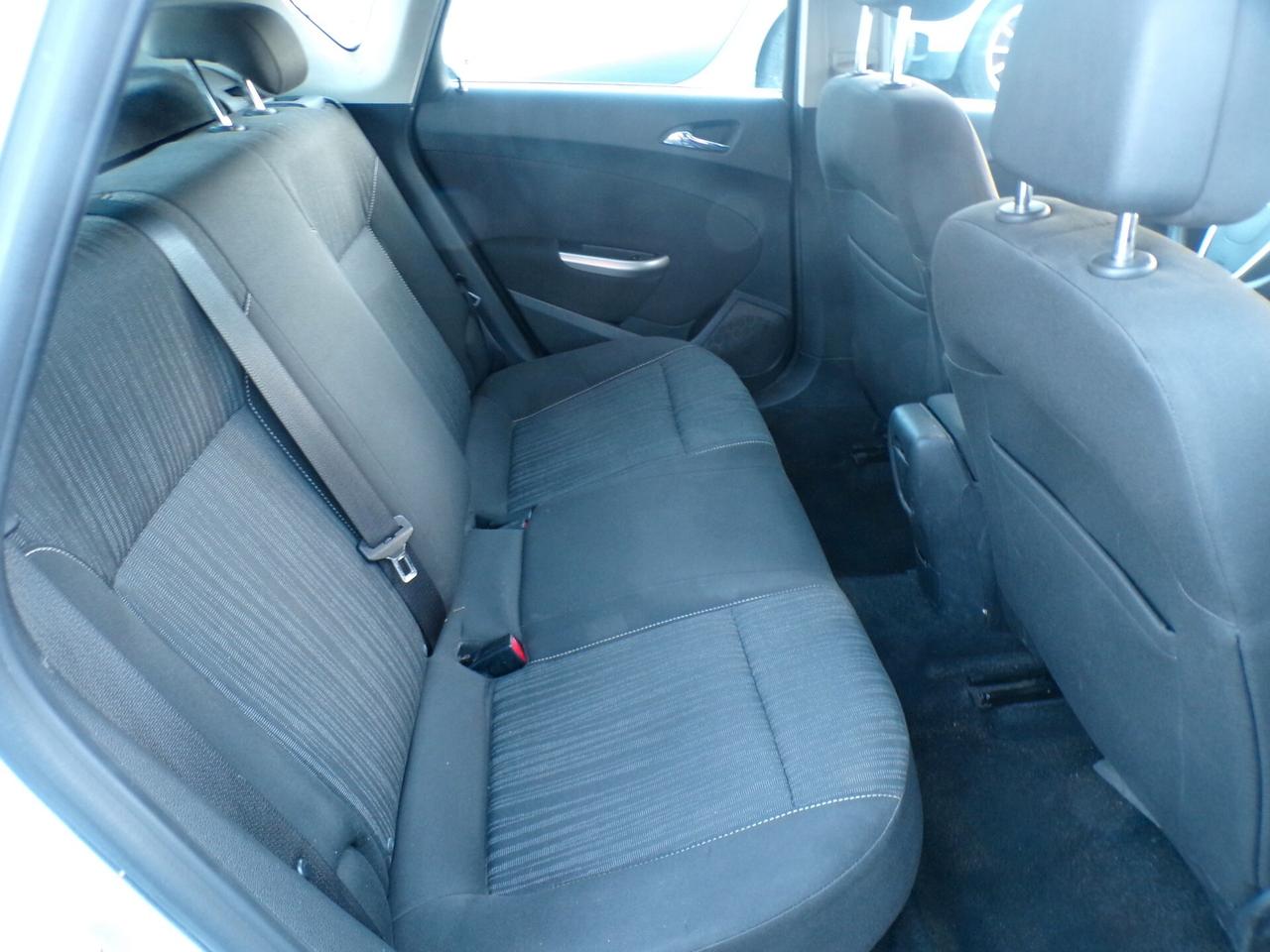 Opel Astra 1.7 CDTI 125CV 5 porte