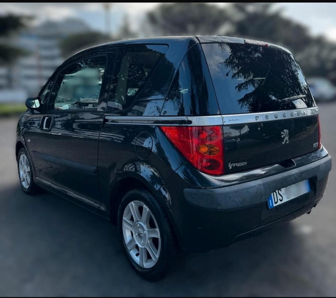 Peugeot 1007 1.4 HDi Trendy