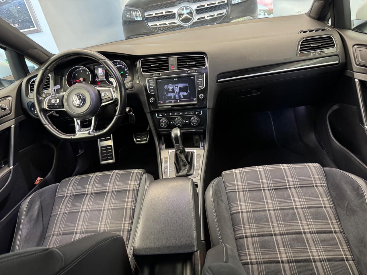 Volkswagen Golf GTD 2.0 TDI DSG 5p. BlueMotion Technology