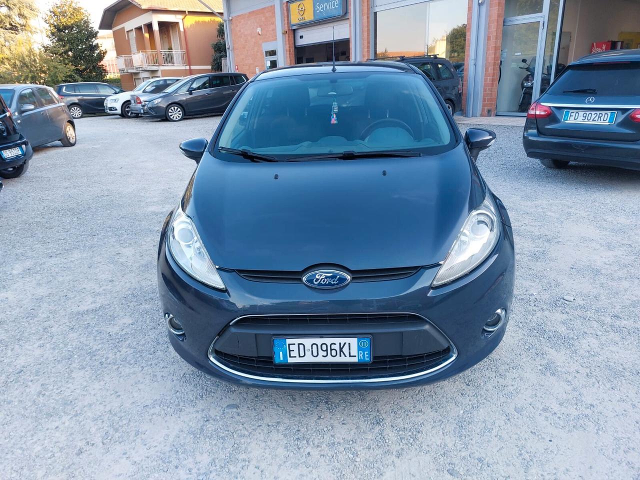Ford Fiesta 1.4 TDCi 5p. Titanium OK NEOPATENTATI