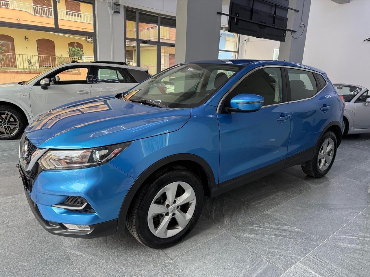 Nissan Qashqai 1.5 dCi Visia 116cv plus