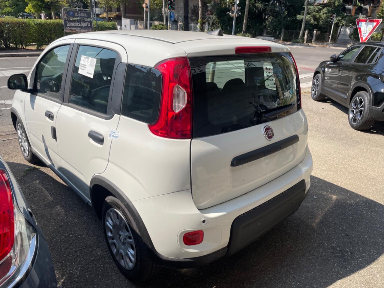 Fiat New Pandina 1.0 FireFly S&S Hybrid