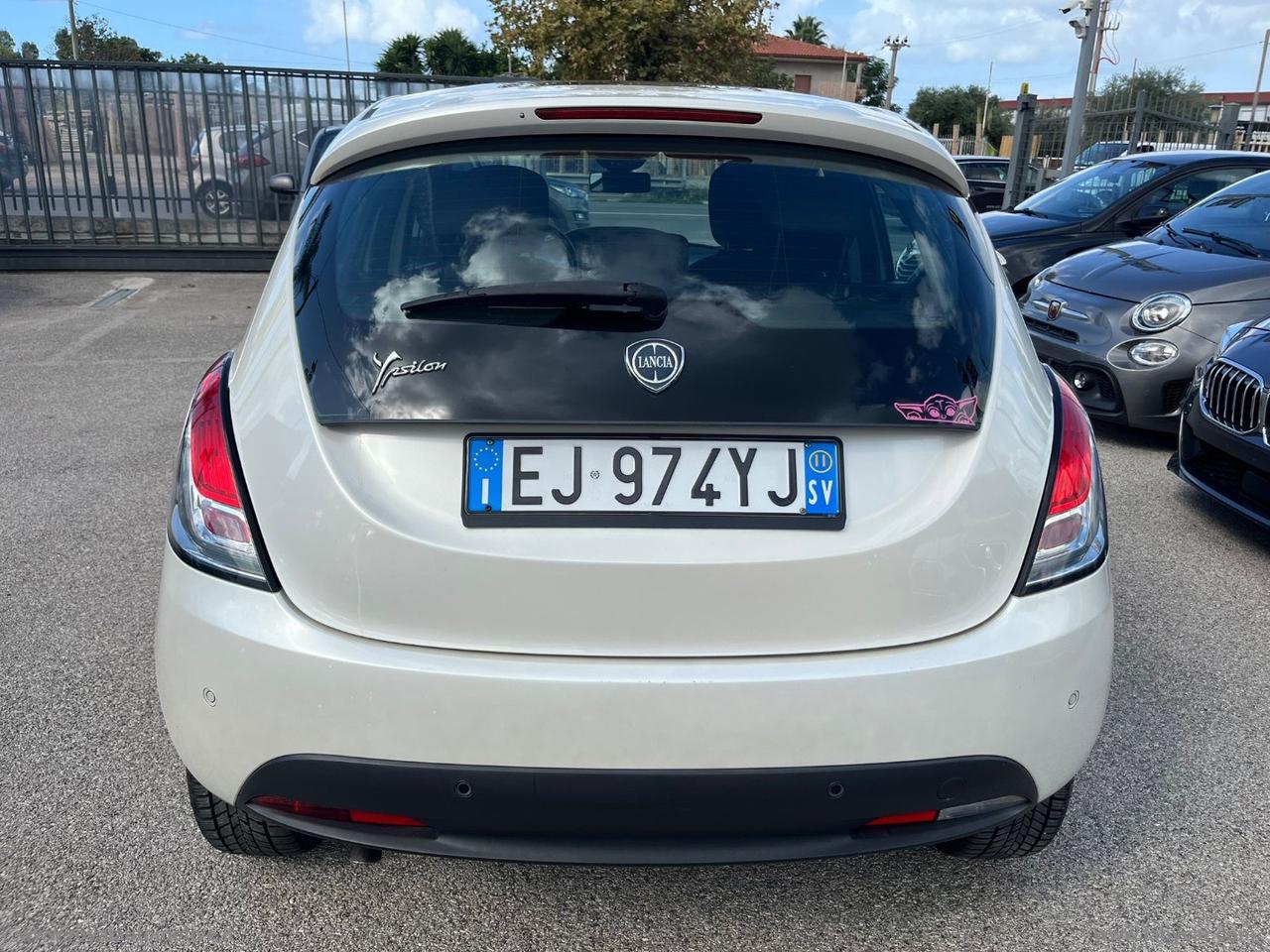 LANCIA Ypsilon 1.3 MJT 95 CV 5p. S&S Platinum TETTO