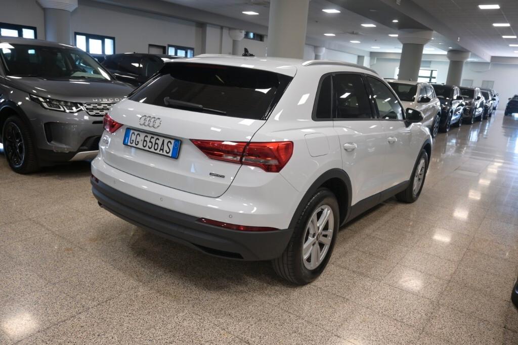 Audi Q3 35 TDI quattro S tronic Business